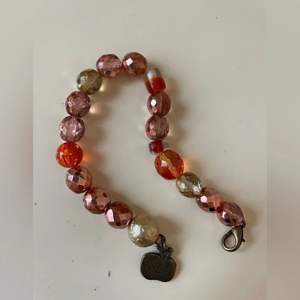 AdorableĀ beadedābraceletā - Picture 3 of 4